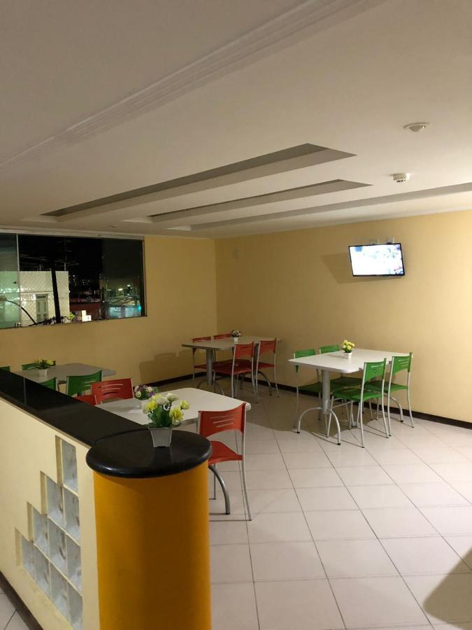 Iapi Hotel Salvador Buitenkant foto